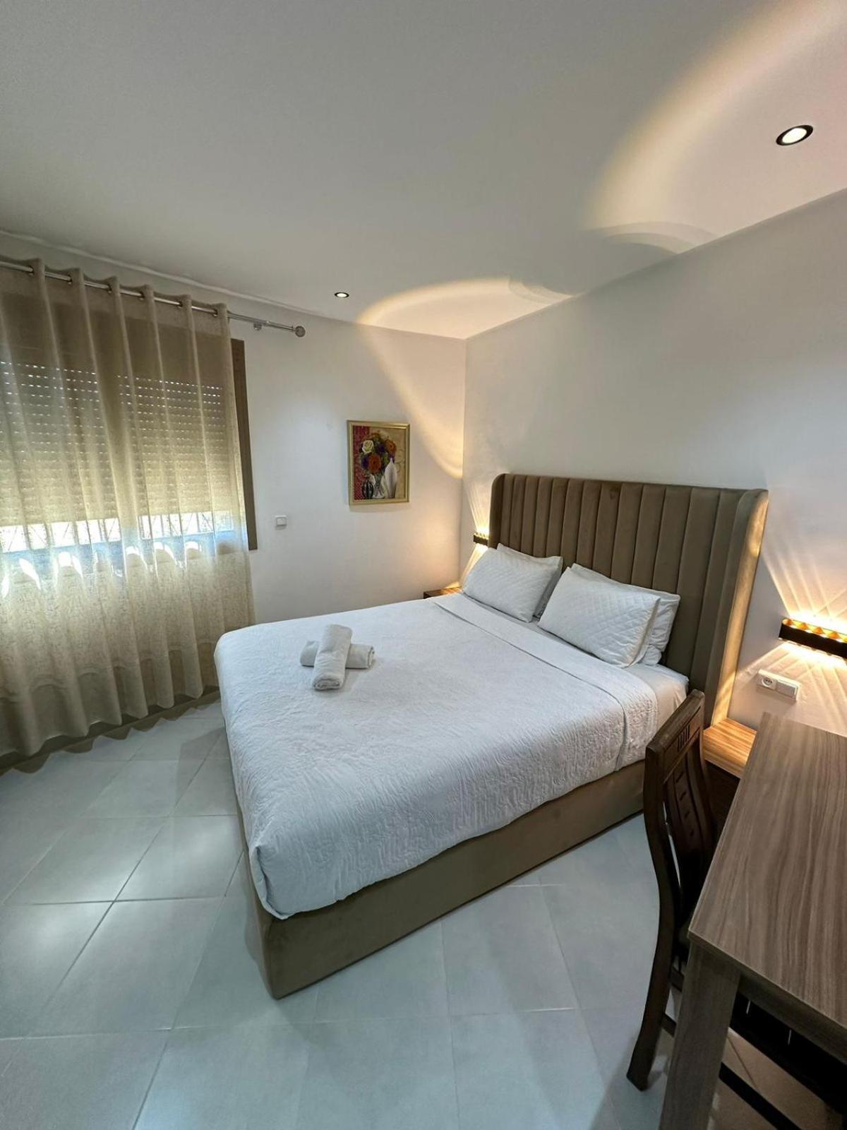Appart Neuf Lumineux Climatise 1Ere Etage Tangier Exterior photo